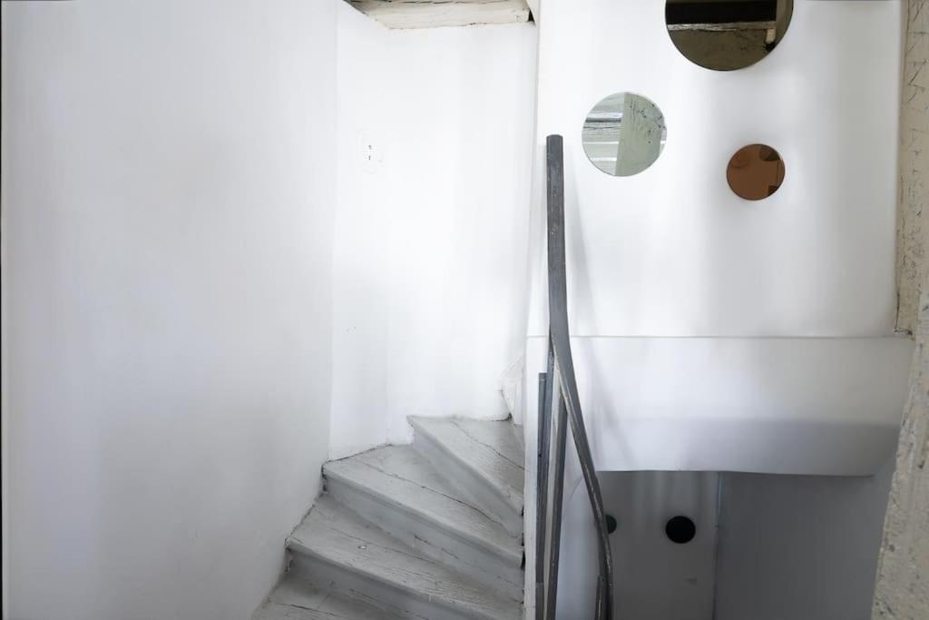 Appartamento Joli Duplex Au Coeur Du Marais Parigi Esterno foto