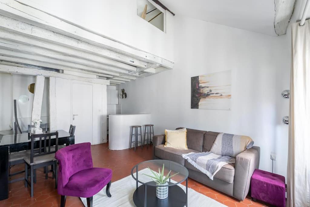Appartamento Joli Duplex Au Coeur Du Marais Parigi Esterno foto